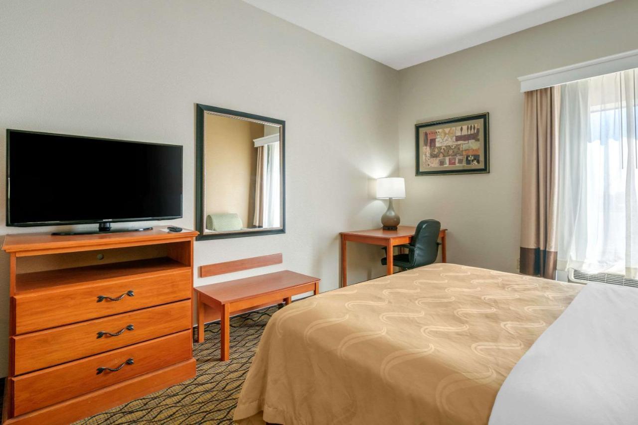 Quality Inn & Suites Jefferson City Eksteriør billede