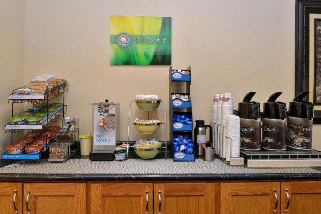 Quality Inn & Suites Jefferson City Eksteriør billede