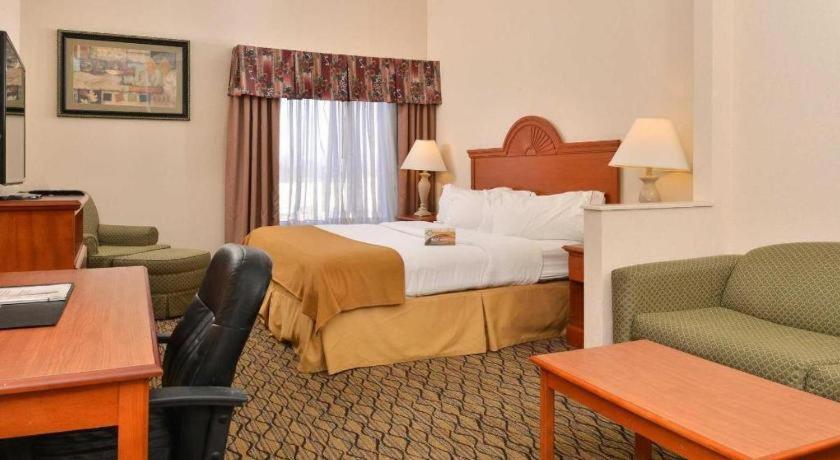 Quality Inn & Suites Jefferson City Eksteriør billede