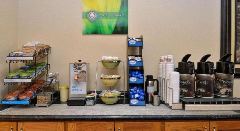Quality Inn & Suites Jefferson City Eksteriør billede